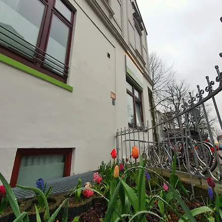 B & L Aparthotel 2*