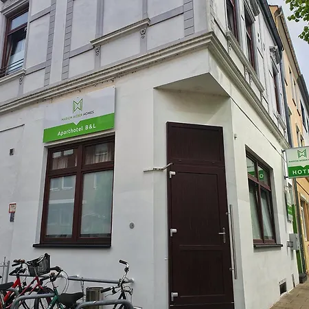 Aparthotel B & L 2*